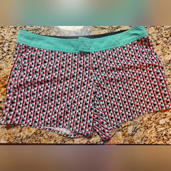 Volcom Multicolor Striped Shorts SIZE 9/11 - Picture 1 of 3